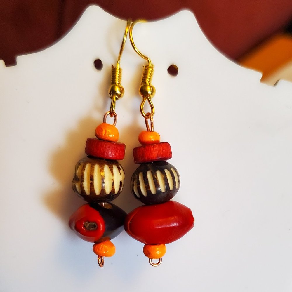 Gold Tone Hook Wood and Seed Bead Dangle Earrings Tony Alexander Jewelry Artisan